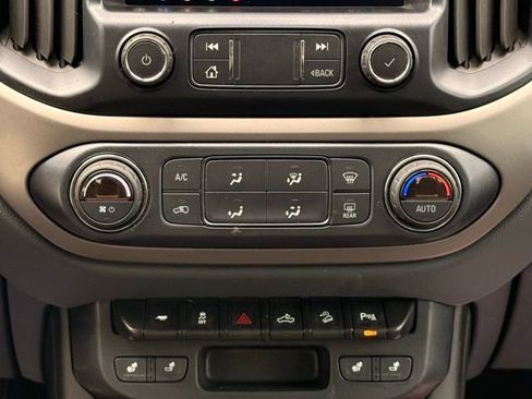 Used 2019 Chevrolet Colorado Z71 image 28