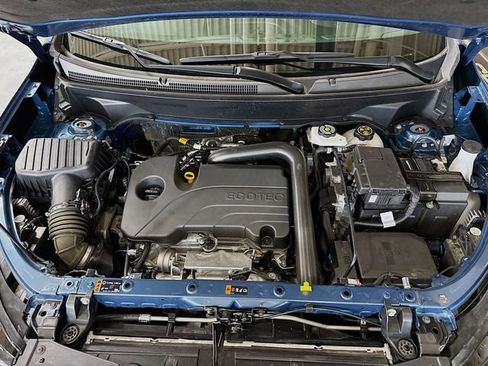 Used 2024 Chevrolet Equinox LT w/ LPO, Floor Liner Package image 29