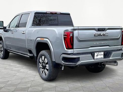 New 2026 GMC Sierra 3500 Denali w/ Denali Reserve Package AWD/4WD image 4