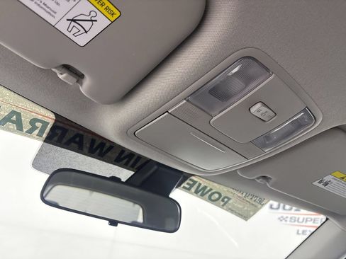 Used 2025 Kia Soul LX w/ LX Technology Package FWD image 20