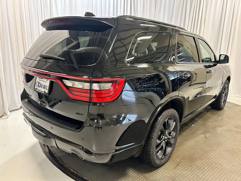 Used 2025 Dodge Durango GT AWD/4WD image 32