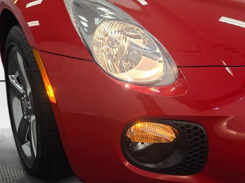 Used 2009 Pontiac Solstice GXP w/ Club Sport Package RWD image 59