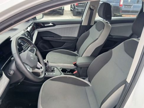 Used 2024 Volkswagen Taos S image 12