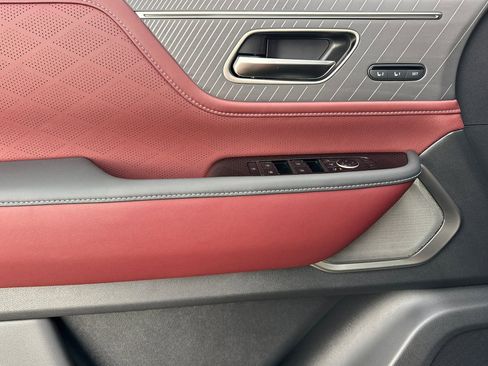 New 2026 INFINITI QX80 Autograph w/ Premium Cargo Package image 10