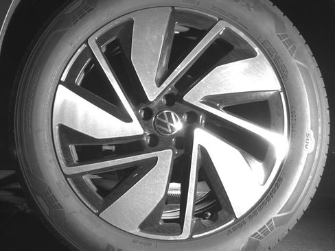 Used 2024 Volkswagen Atlas SE image 14