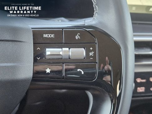 Used 2026 Kia Sorento EX FWD image 28