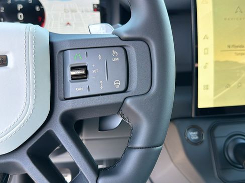 New 2026 Land Rover Defender 110 OCTA image 37