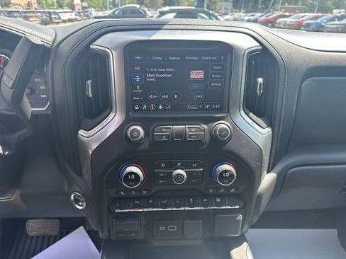Used 2021 Chevrolet Silverado 1500 LTZ AWD/4WD image 15