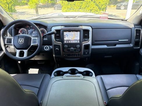 Used 2017 RAM 2500 Laramie w/ Convenience Group AWD/4WD image 9