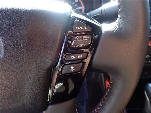 Used 2025 Nissan Frontier PRO-4X w/ Pro Premium Package AWD/4WD image 19