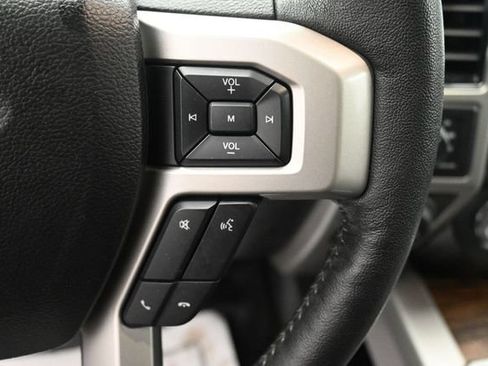 Used 2018 Ford F150 Lariat w/ Equipment Group 502A Luxury AWD/4WD image 14