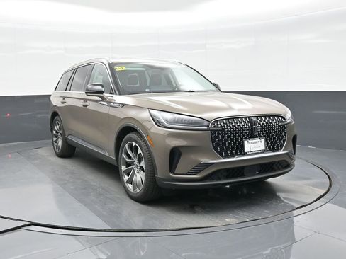 New 2026 Lincoln Aviator 2WD image 15