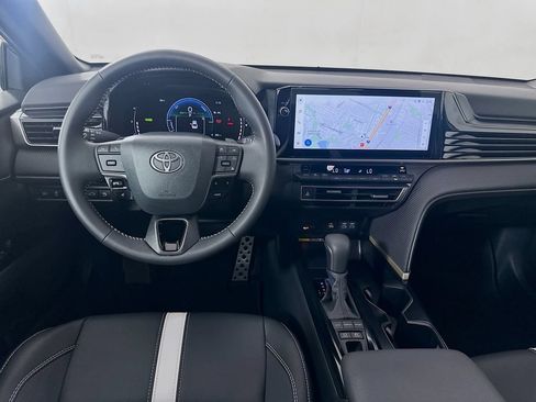 Used 2026 Toyota Camry SE w/ Multimedia Upgrade Package FWD image 23