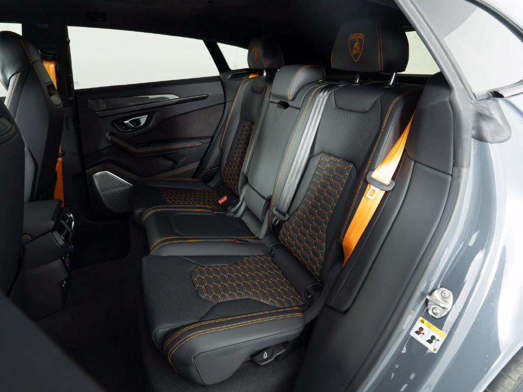 Used 2024 Lamborghini Urus S AWD/4WD image 47