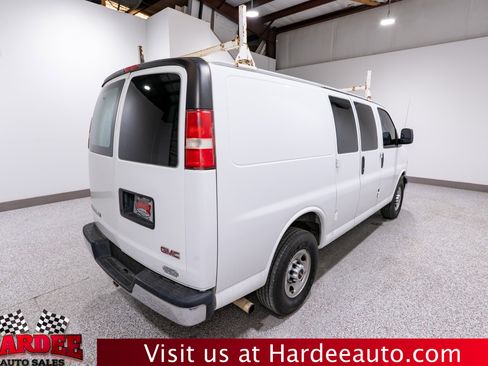 Used 2017 GMC Savana 2500 image 5