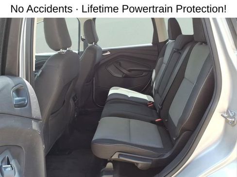 Used 2019 Ford Escape SE FWD image 22