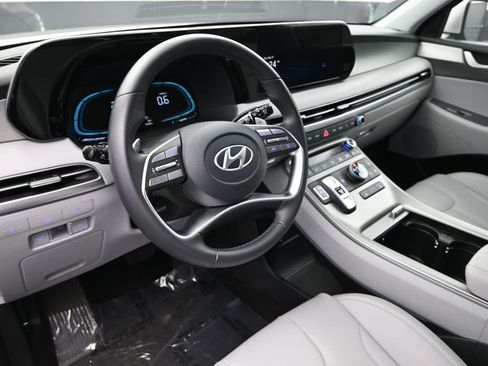 Used 2025 Hyundai Palisade SEL AWD/4WD image 17