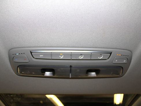 Used 2020 Kia Telluride S AWD/4WD image 35