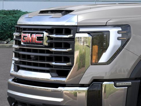 New 2026 GMC Sierra 2500 SLE AWD/4WD image 37