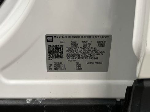 Used 2024 Chevrolet Equinox LT image 36