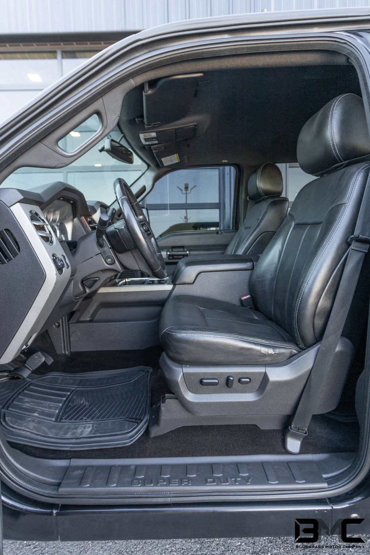 Used 2014 Ford F250 Lariat w/ Lariat Interior Package AWD/4WD image 16