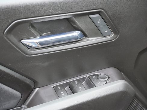 Used 2023 Chevrolet Colorado LT w/ LT Convenience Package III AWD/4WD image 19