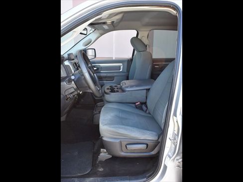 Used 2015 RAM 2500 SLT image 15