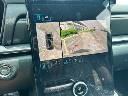 New 2027 GMC Terrain Elevation w/ Technology Package II AWD/4WD image 24