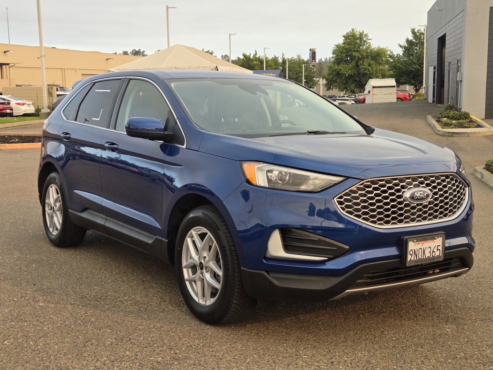 Used 2023 Ford Edge SEL AWD/4WD image 1