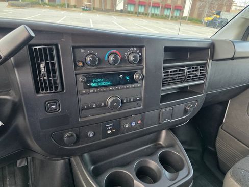 Used 2024 Chevrolet Express 2500 w/ Driver Convenience Package image 13