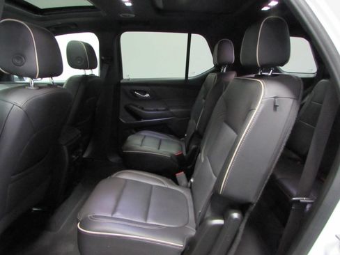 Used 2023 Chevrolet Traverse Premier w/ Redline Edition FWD image 15