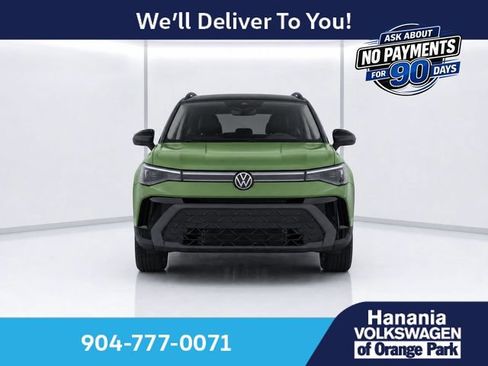 Used 2025 Volkswagen Taos SE FWD image 6