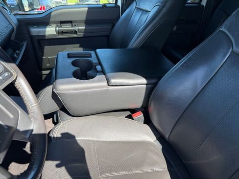 Used 2016 Ford F350 Lariat w/ Lariat Ultimate Package AWD/4WD image 28