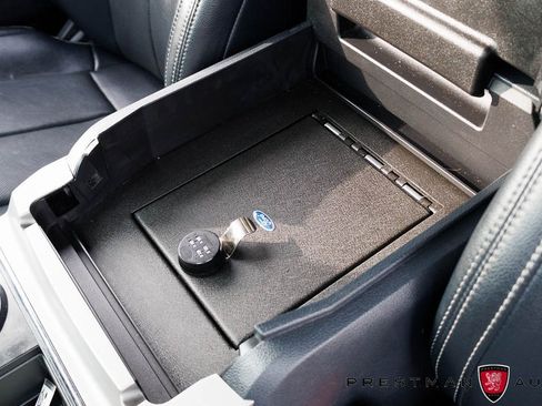 Used 2022 Ford F350 Lariat w/ Tremor Off-Road Package image 56