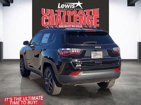 New 2026 Jeep Compass Latitude image 3