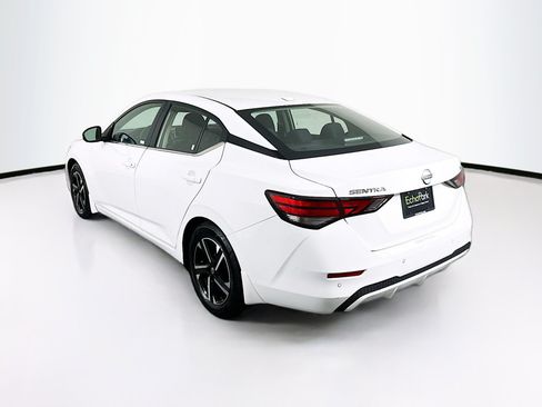 Used 2024 Nissan Sentra SV FWD image 5