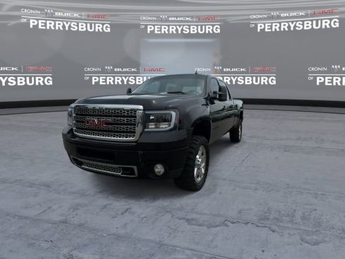 Used 2011 GMC Sierra 2500 Denali AWD/4WD image 4