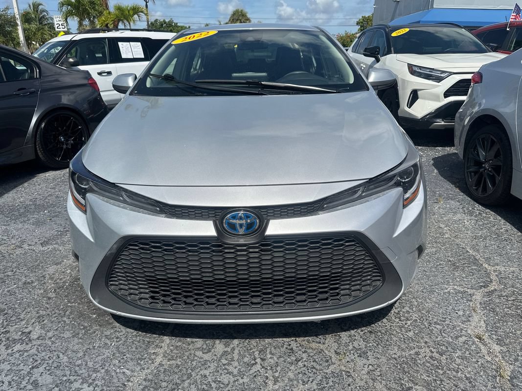 Used 2022 Toyota Corolla LE FWD image 5