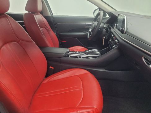 Used 2021 Hyundai Sonata SE w/ Preferred Accessory Package FWD image 21