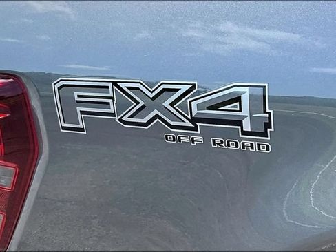Used 2025 Ford F150 Platinum w/ FX4 Off-Road Package AWD/4WD image 25