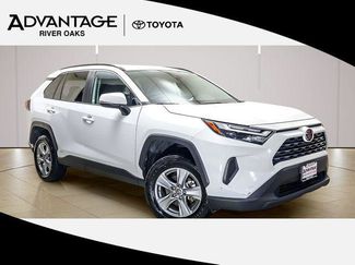 Certified 2025 Toyota RAV4 XLE AWD/4WD video 1