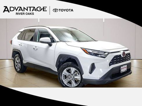 Certified 2025 Toyota RAV4 XLE AWD/4WD image 1