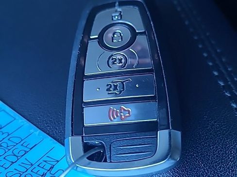 Used 2023 Ford Edge SEL w/ Convenience Package image 26