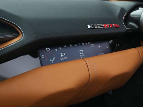 Certified 2023 Ferrari 812 GTS RWD image 32