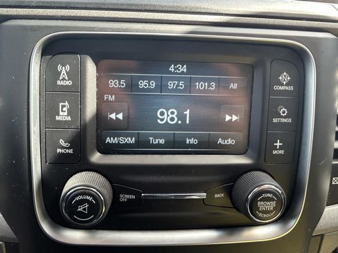 Used 2020 RAM 1500 Express AWD/4WD image 21