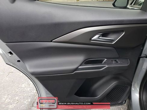 New 2026 Chevrolet Equinox EV LT image 12