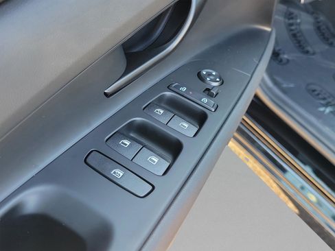 New 2026 Hyundai Elantra SEL Sport Premium FWD image 17