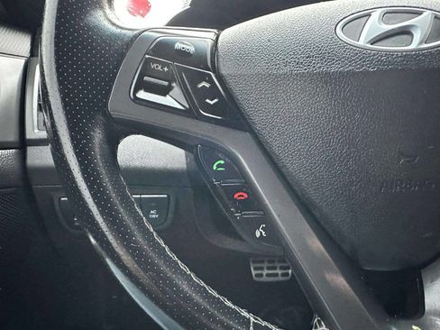 Used 2016 Hyundai Veloster Turbo w/ Option Group 04 image 22