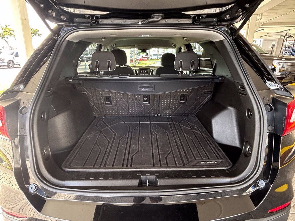 Used 2020 Chevrolet Equinox LS w/ LS Convenience Package FWD image 32