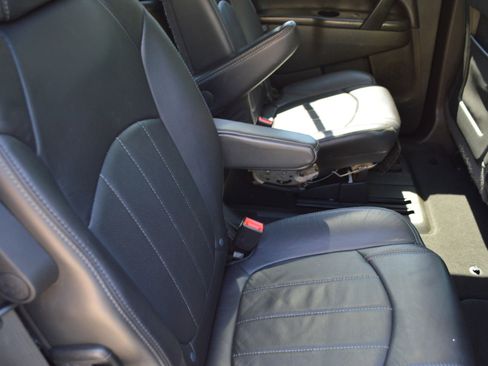 Used 2014 Buick Enclave Leather FWD image 29